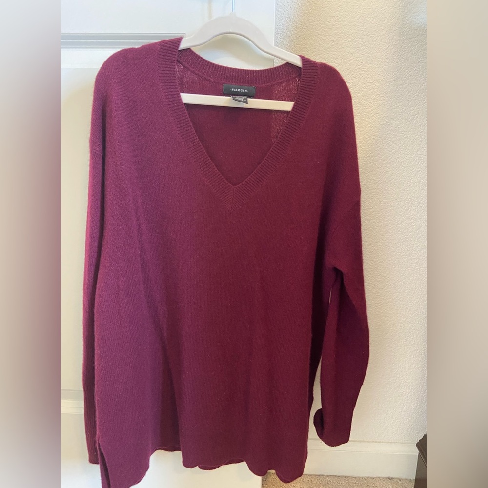 Halogen relaxed v neck cashmere sweater